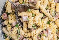 Ruby Tuesday-Style Ham and Pea Pasta Salad Recipe