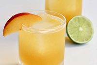 Peachy Keen Cocktail Recipe: Refreshing Peach Vodka Smash