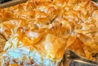 Cheeseburger Spring Roll Bites: Crispy Mini Burger Squares