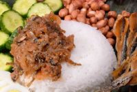 Malaysian Nasi Lemak: Coconut Rice with Spicy Dried Anchovy Sambal