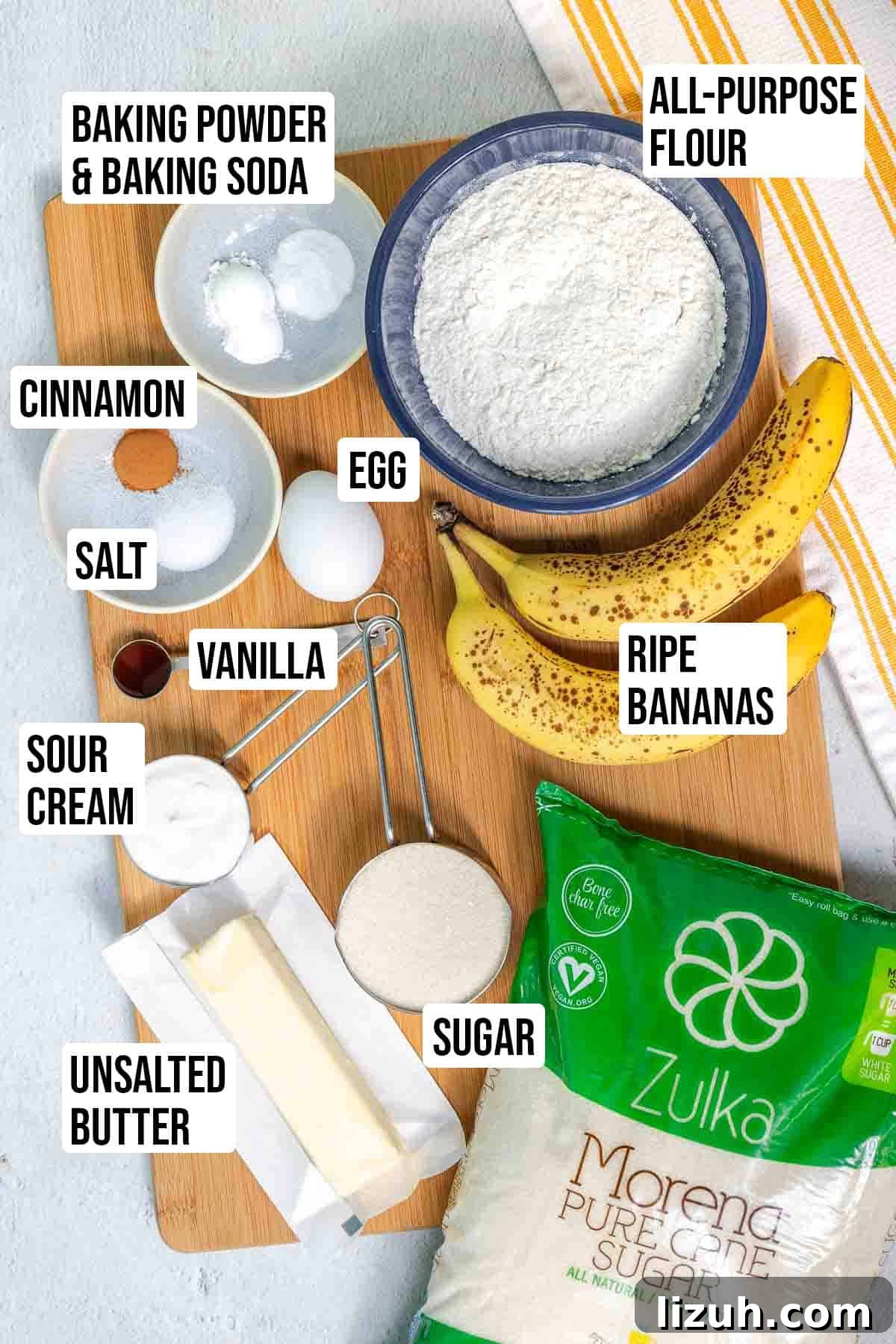 Moist Banana Sour Cream Coffee Cake Recipe for Breakfast 3 Banana coffee cake ingredients