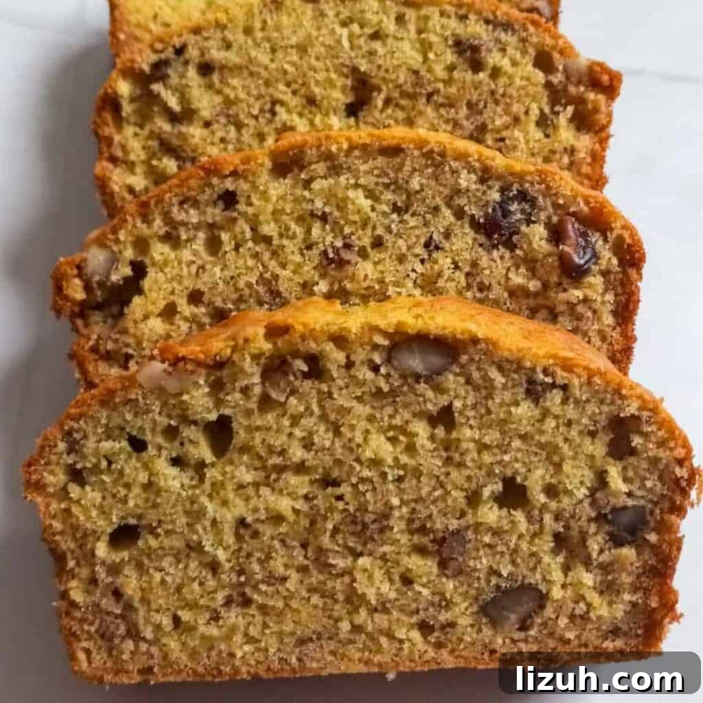 41 Perfect Side Dishes to Serve with Biscuits and Gravy 36 several slices of banana nut bread that can be served as a side with biscuits and gravy.