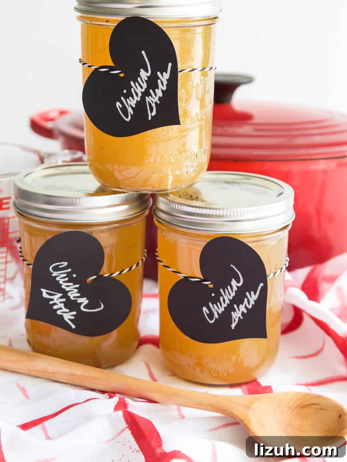 Homemade Chicken Bone Broth Recipe: Rich, Slow-Simmered Stock 2 img 2720 1