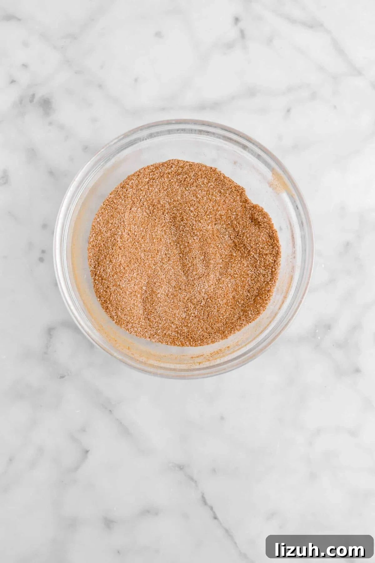 cinnamon sugar mixture in glass bowl