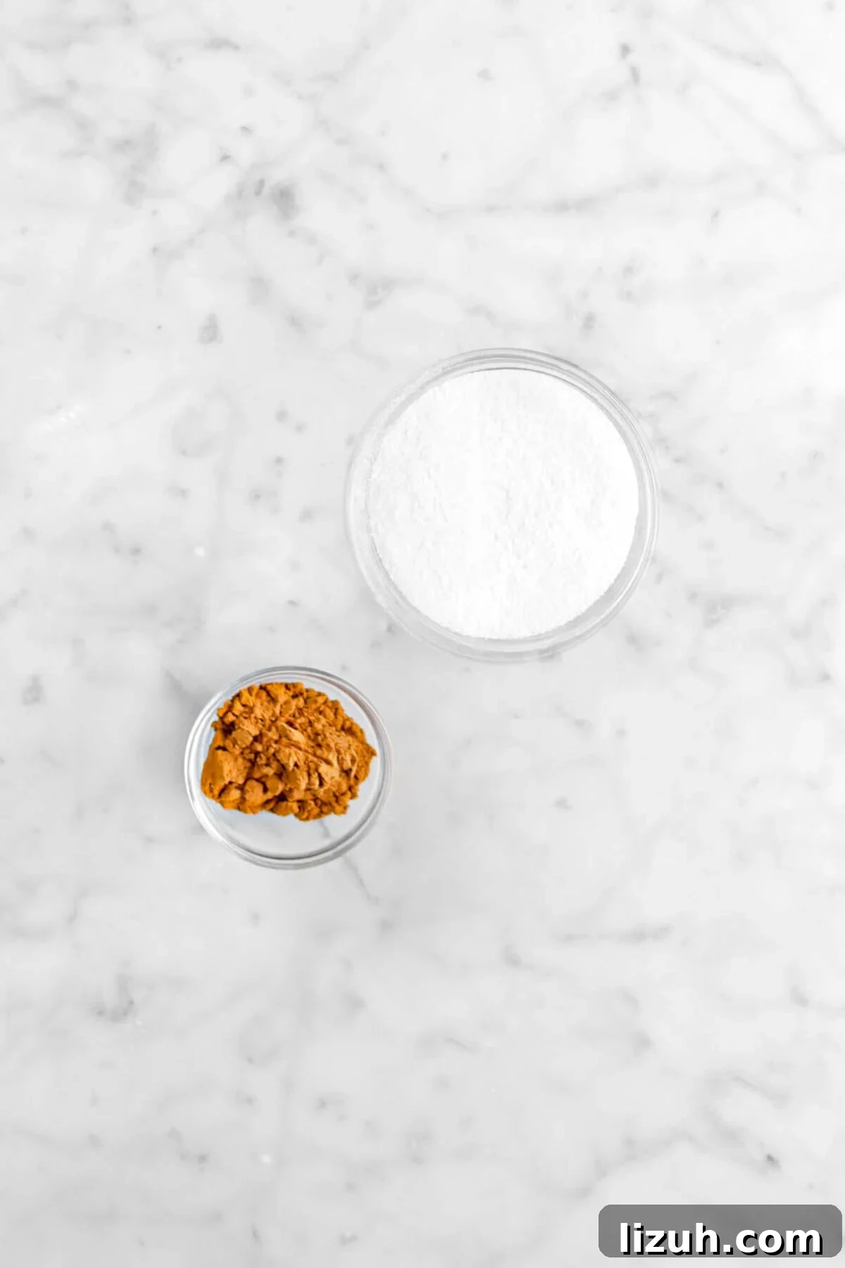 cinnamon and sugar in separate glass bowls.