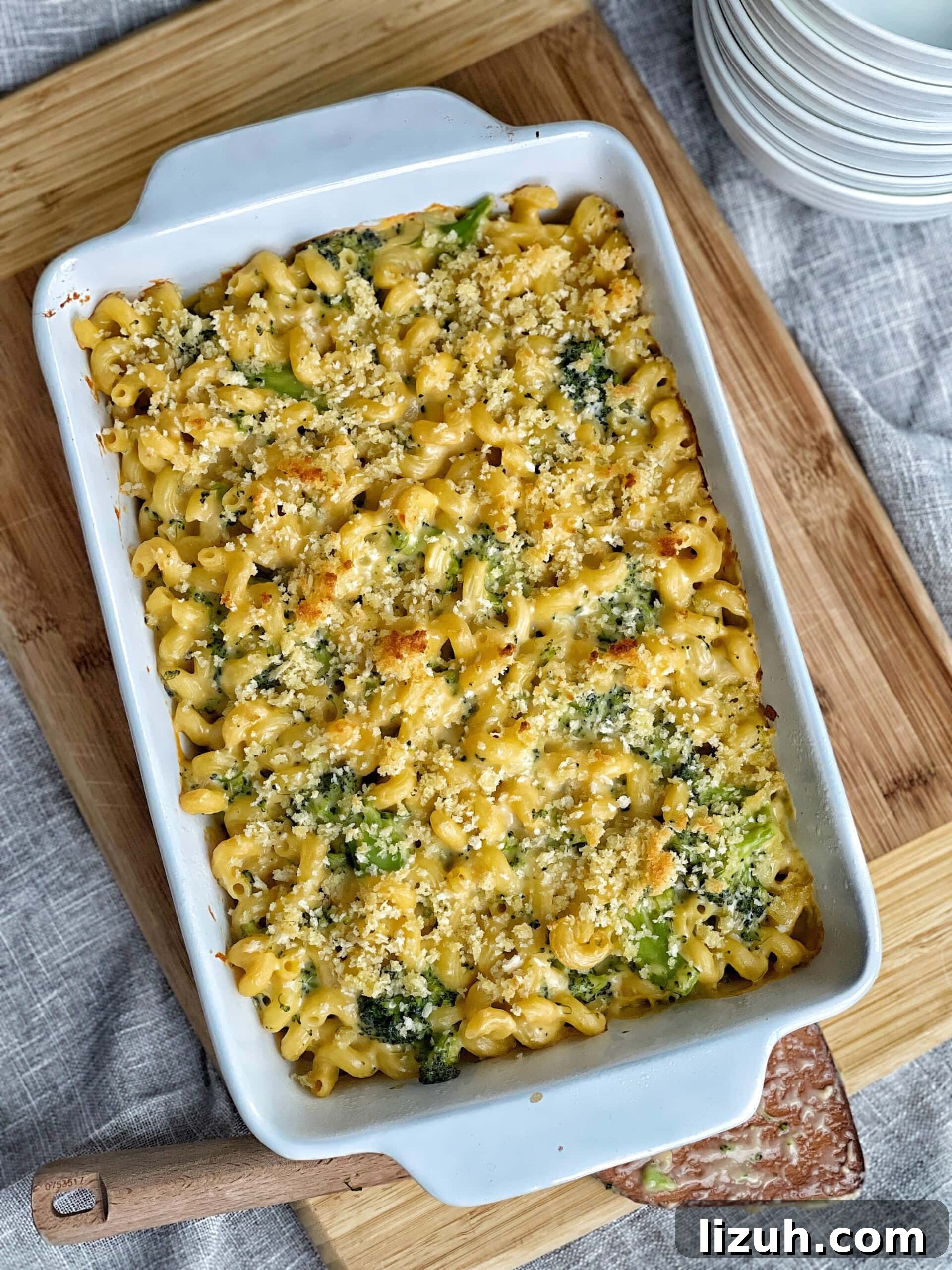 Creamy Baked Broccoli Macaroni and Cheese Casserole 13 baked broccoli mac and cheese
