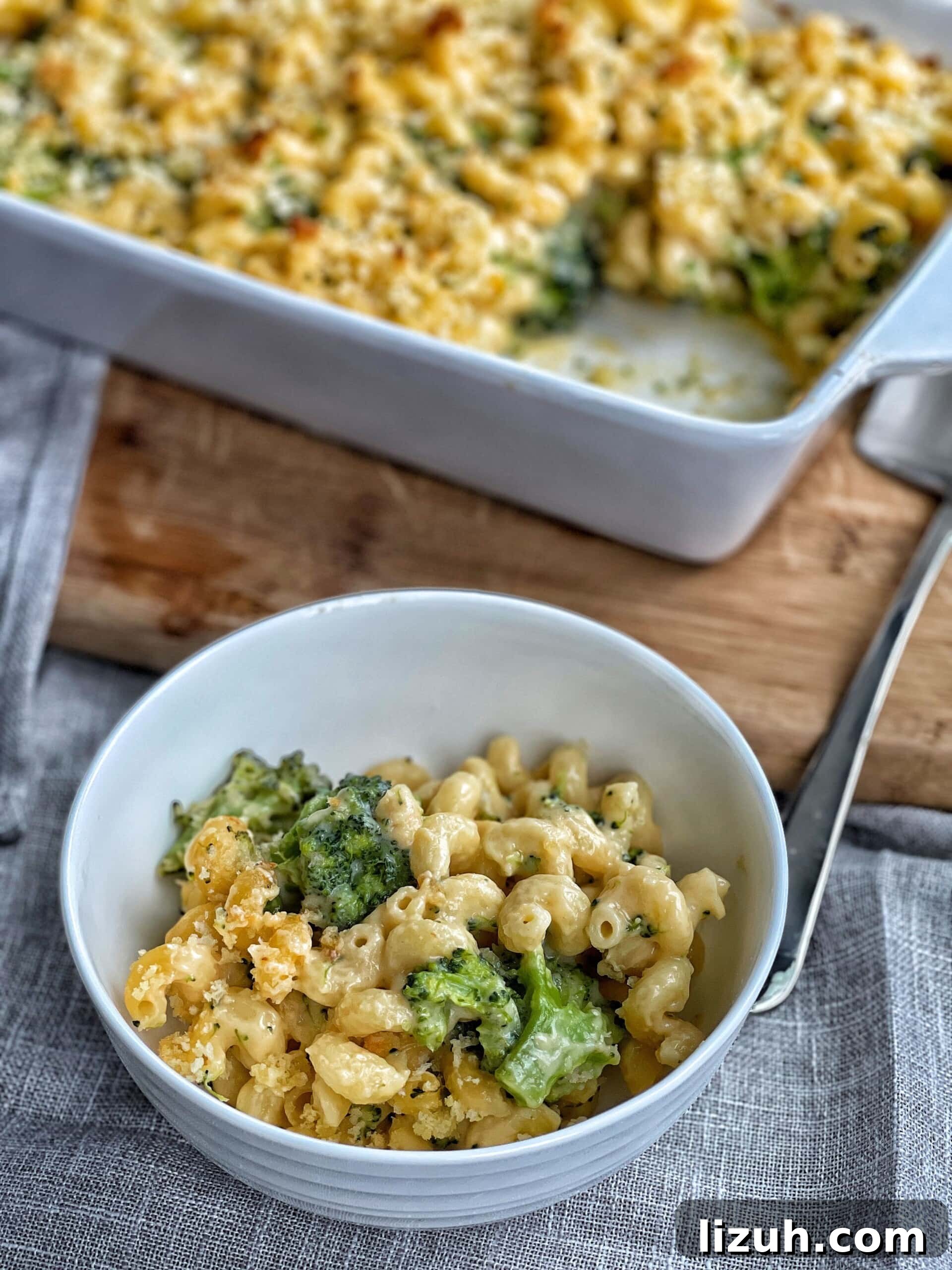 Creamy Baked Broccoli Macaroni and Cheese Casserole 14 baked broccoli mac and cheese