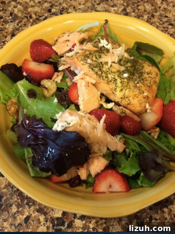 Summer Salmon and Strawberry Salad with White Wine Dressing