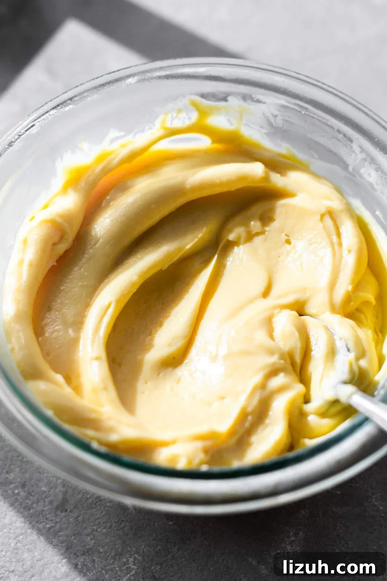 pastry cream in bowl (4)