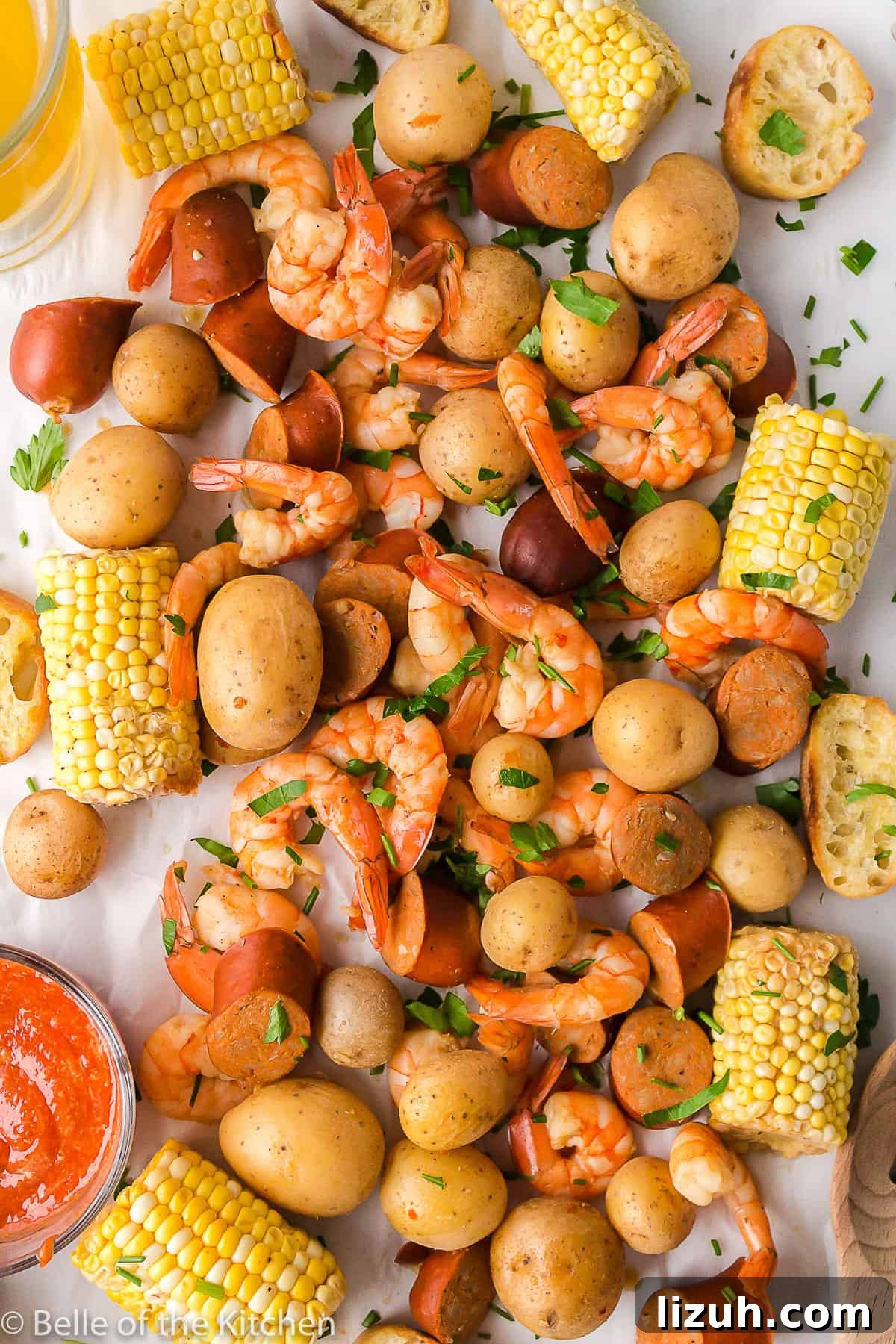 31 High-Protein Slow Cooker Recipes for Meal Prep and Weight Loss 9 shrimp boil