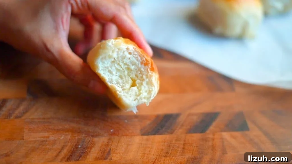 Fluffy Sourdough Dinner Rolls Recipe for Soft, Tangy Bread 9 soft sourdough dinner rolls